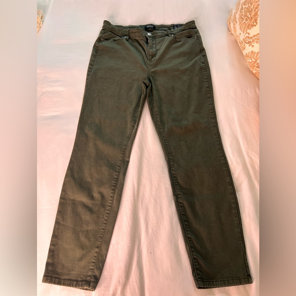 Buffalo David bitton green pants